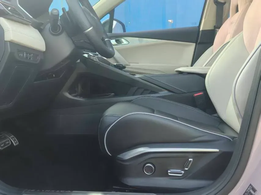 2022 LYNK&CO 02 1.5T 180HP L3 7DCT,autocango,china used car exporter,china ev exporter,chinese used car exporter,chinese used ev exporter