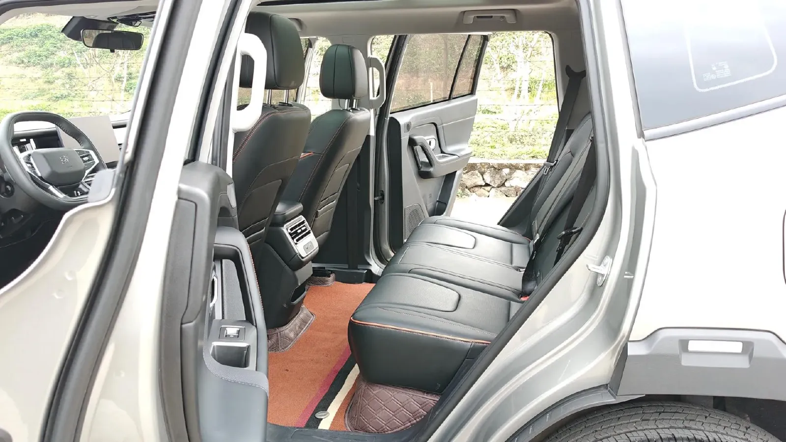 2025 Jetour Freeman 1.5T 184HP L4 7DCT,autocango,china used car exporter,china ev exporter,chinese used car exporter,chinese used ev exporter