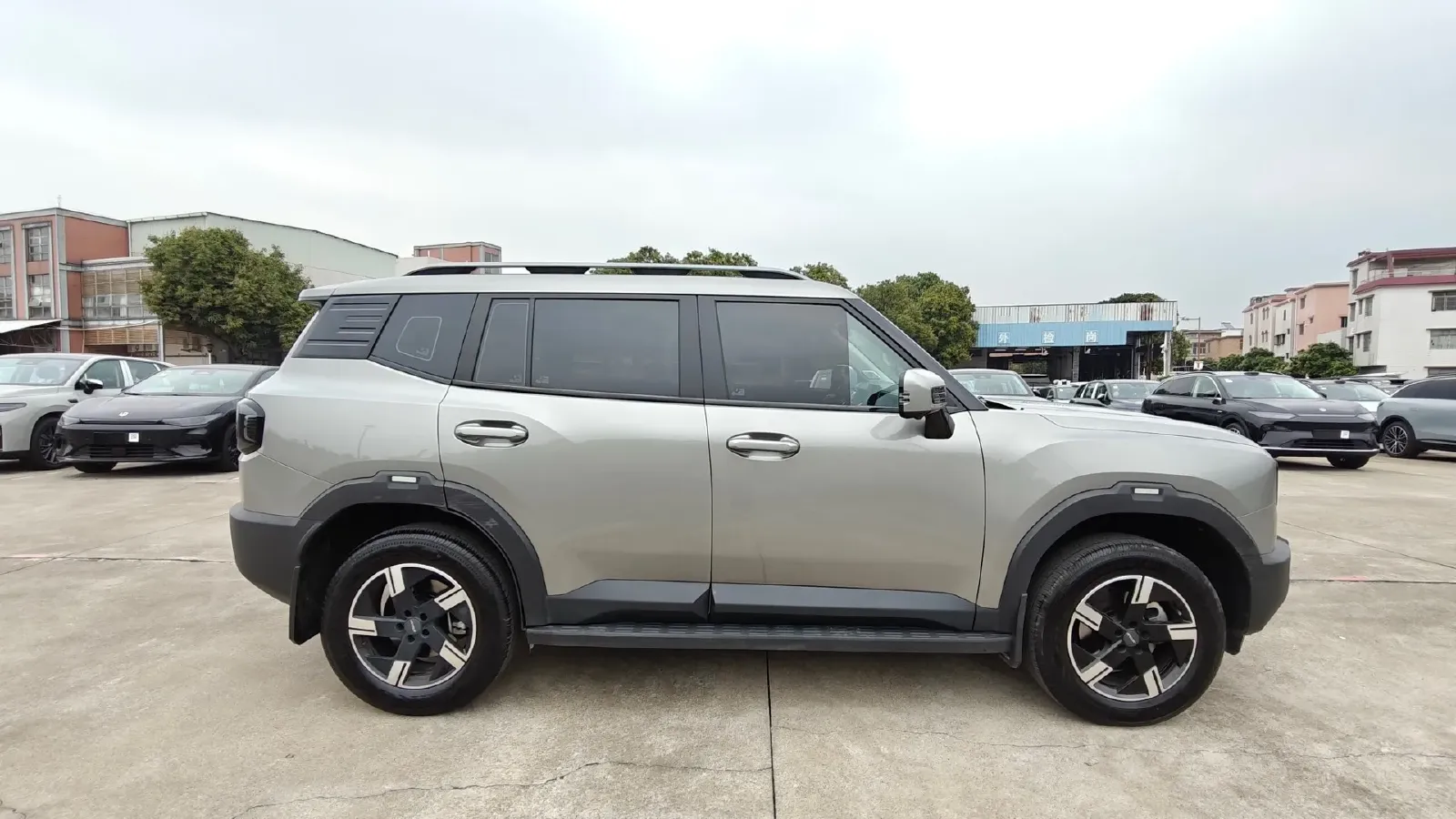 2025 Jetour Freeman 1.5T 184HP L4 7DCT,autocango,china used car exporter,china ev exporter,chinese used car exporter,chinese used ev exporter