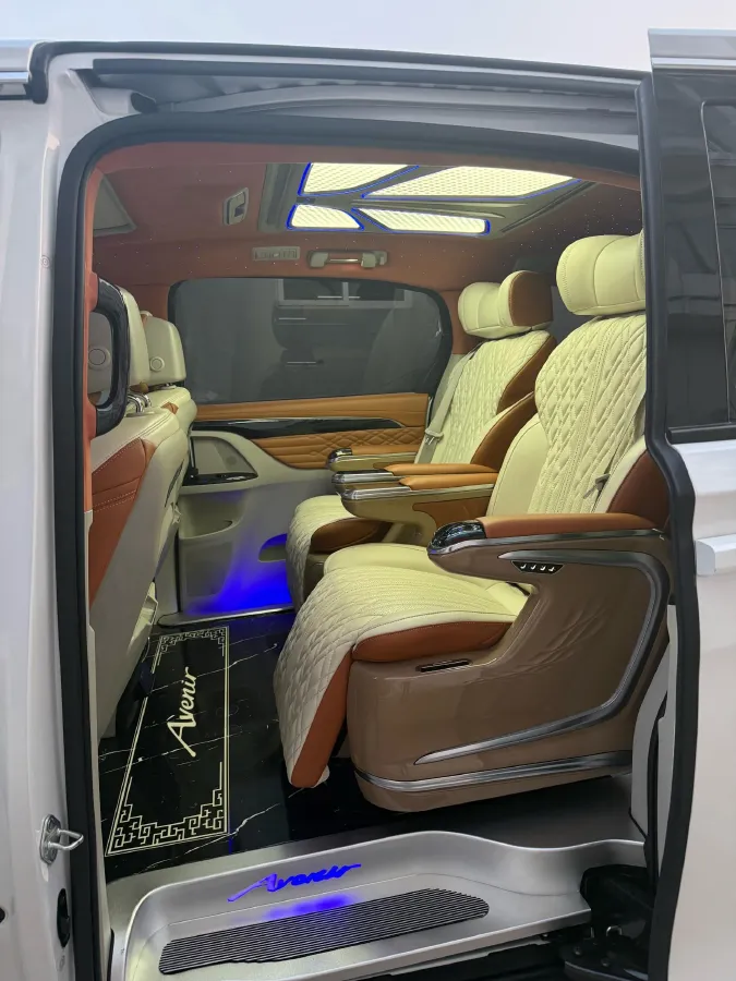 2021 Buick GL8 2.0T 237HP L4 9AT,autocango,china used car exporter,china ev exporter,chinese used car exporter,chinese used ev exporter