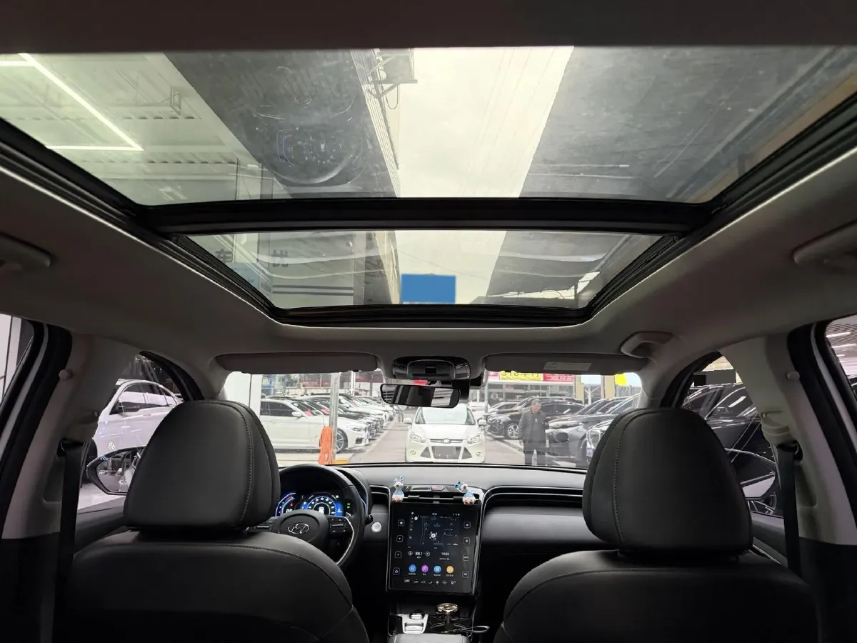 2023 Hyundai Tucson 1.5T 200HP L4 8AT,autocango,china used car exporter,china ev exporter,chinese used car exporter,chinese used ev exporter