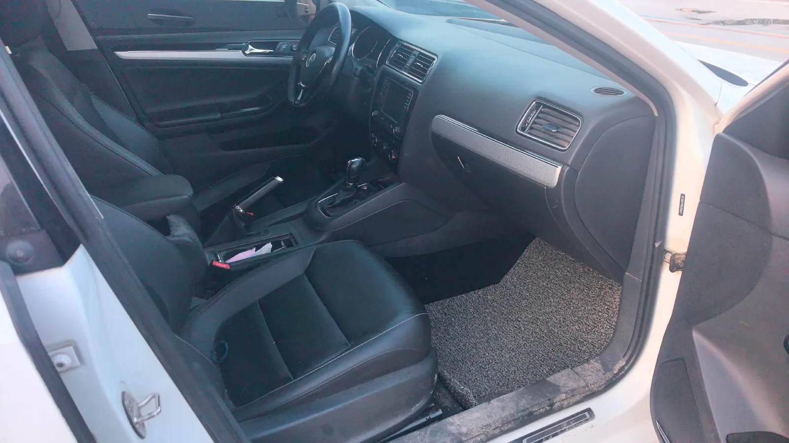 2018 Volkswagen Sagitar 1.4T 150HP L4 7DCT,autocango,china used car exporter,china ev exporter,chinese used car exporter,chinese used ev exporter