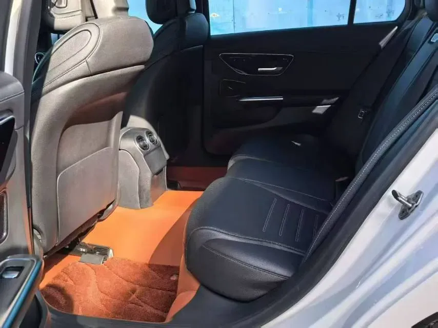 2022 Mercedes-Benz C Class 1.5T 170HP L4 9AT,autocango,china used car exporter,china ev exporter,chinese used car exporter,chinese used ev exporter