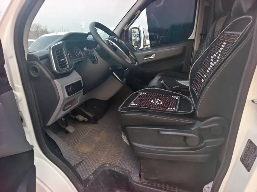 2025 MAXUS XinTu V80 2.0T 147HP L4 6MT,autocango,china used car exporter,china ev exporter,chinese used car exporter,chinese used ev exporter