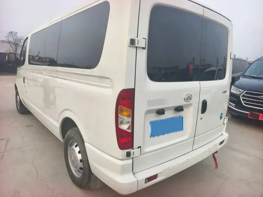 2025 MAXUS XinTu V80 2.0T 147HP L4 6MT,autocango,china used car exporter,china ev exporter,chinese used car exporter,chinese used ev exporter