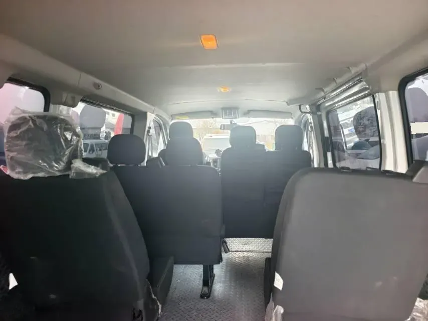 2025 MAXUS XinTu V80 2.0T 147HP L4 6MT,autocango,china used car exporter,china ev exporter,chinese used car exporter,chinese used ev exporter