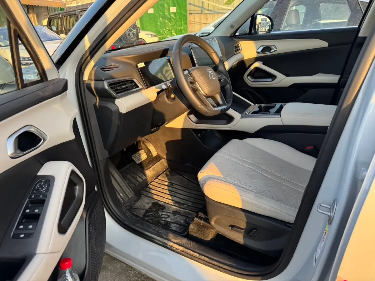 2025 BYD YuanUP BEV 45.12KWH,autocango,china used car exporter,china ev exporter,chinese used car exporter,chinese used ev exporter