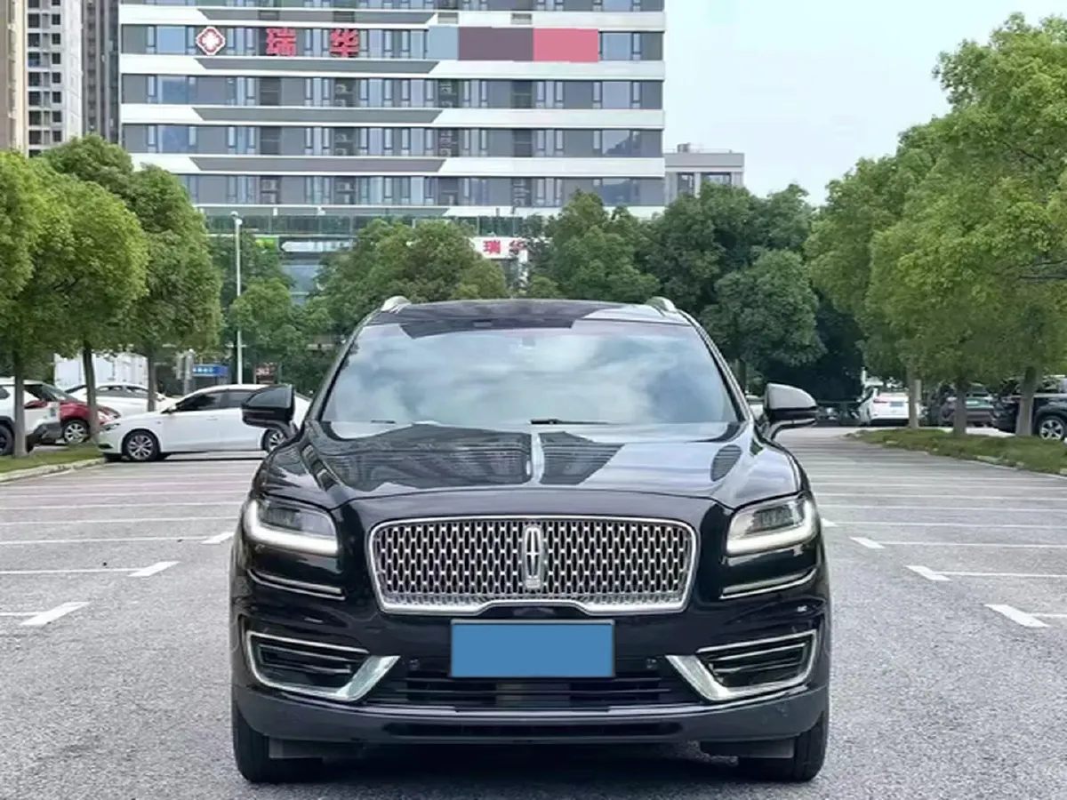 2019 Lincoln Nautilus 2.7T 329HP V6 8AT,autocango,china used car exporter,china ev exporter,chinese used car exporter,chinese used ev exporter
