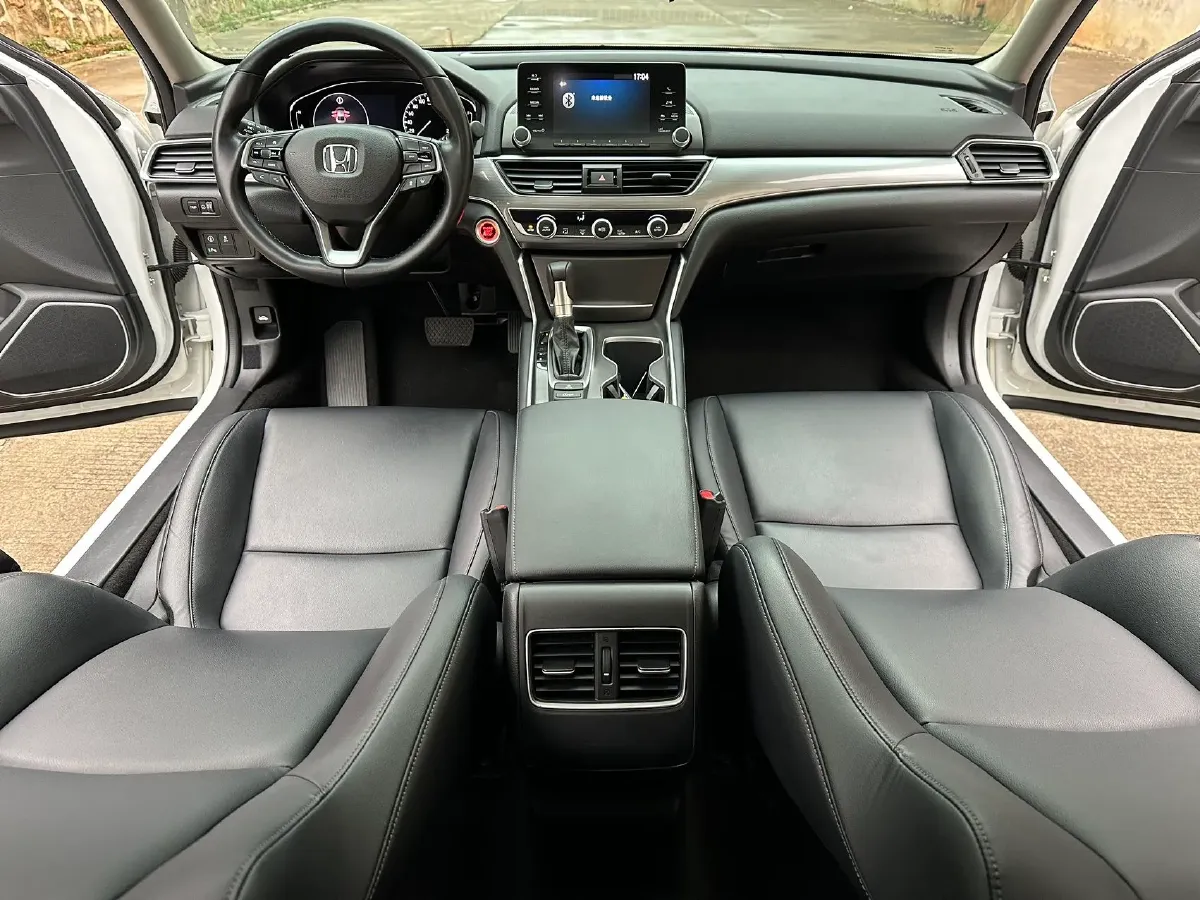 2018 Honda Accord 1.5T 194HP L4 CVT,autocango,china used car exporter,china ev exporter,chinese used car exporter,chinese used ev exporter