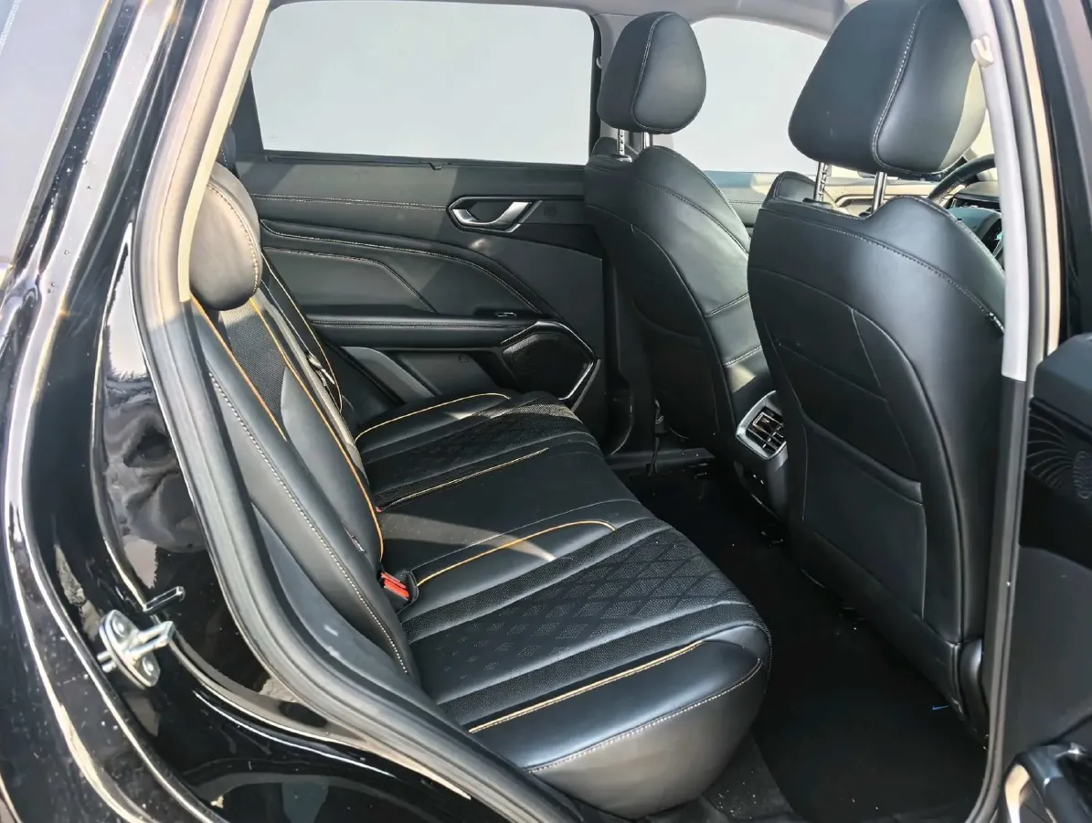 2022 WEY Latte DHT 1.5T 156HP L4 2DHT Hybrid,autocango,china used car exporter,china ev exporter,chinese used car exporter,chinese used ev exporter