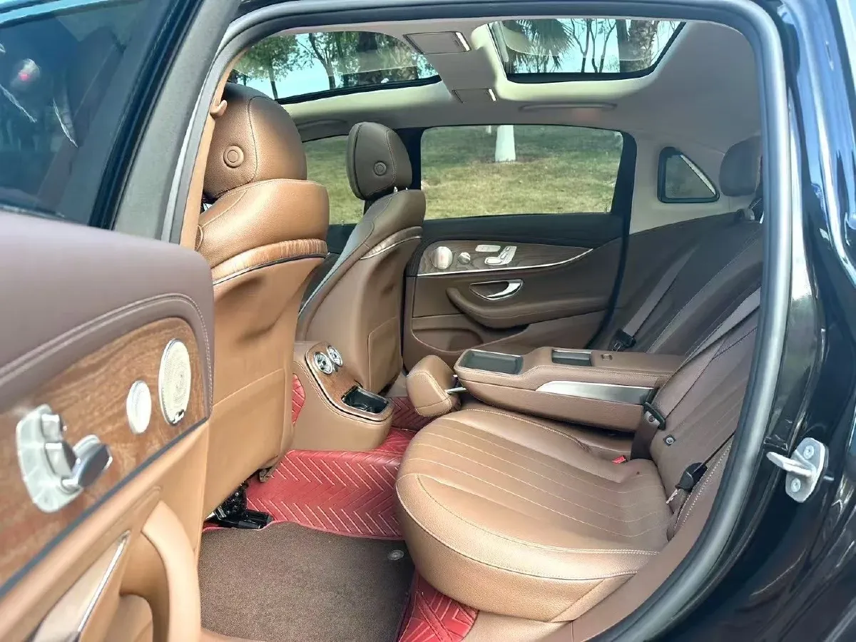 2022 Mercedes-Benz E Class 2.0T 258HP L4 9AT,autocango,china used car exporter,china ev exporter,chinese used car exporter,chinese used ev exporter