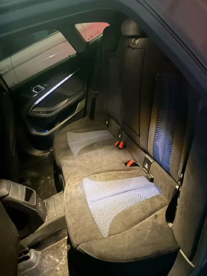 2023 BMW 2 Series 2.0T 178HP L4 7DCT,autocango,china used car exporter,china ev exporter,chinese used car exporter,chinese used ev exporter