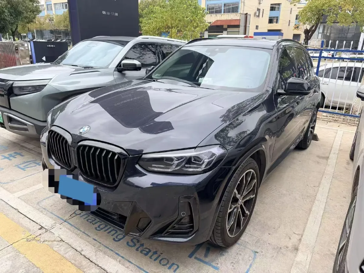 2022 BMW X3 2.0T 252HP L4 8AT,autocango,china used car exporter,china ev exporter,chinese used car exporter,chinese used ev exporter