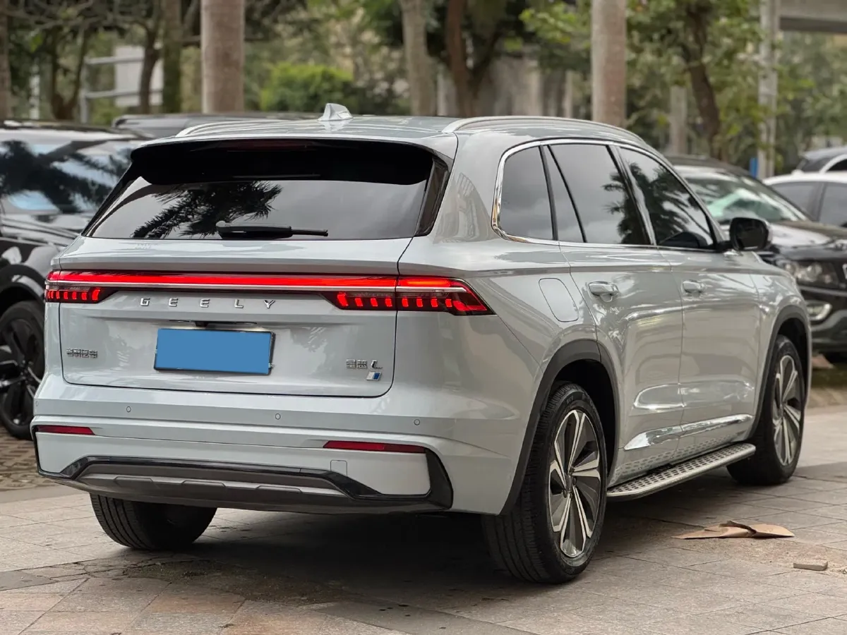 2022 Citroen C5 X 1.6T 175HP L4 8AT,autocango,china used car exporter,china ev exporter,chinese used car exporter,chinese used ev exporter