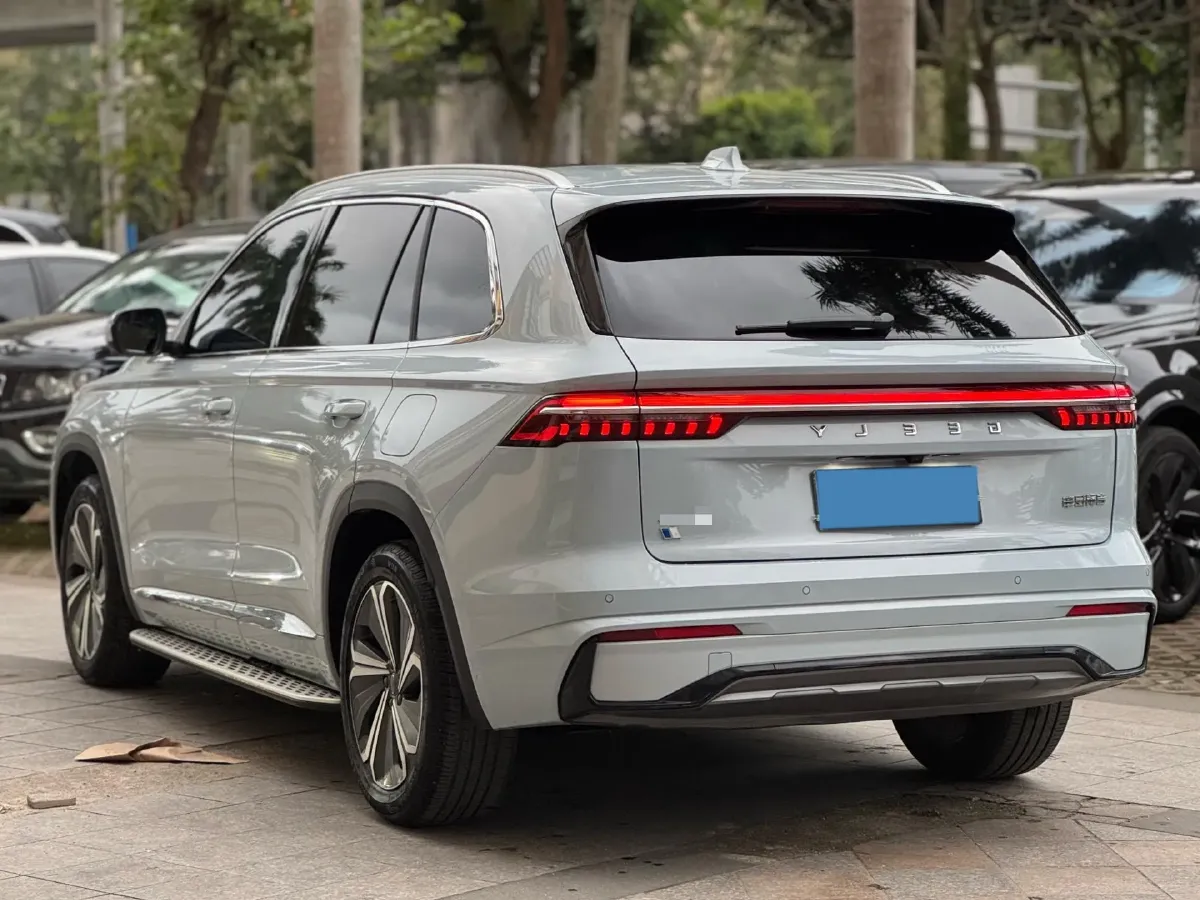 2022 Citroen C5 X 1.6T 175HP L4 8AT,autocango,china used car exporter,china ev exporter,chinese used car exporter,chinese used ev exporter