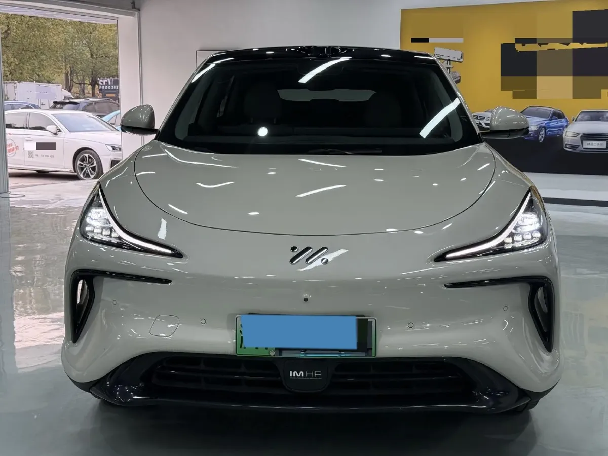 2023 IM LS6 BEV 71KWH,autocango,china used car exporter,china ev exporter,chinese used car exporter,chinese used ev exporter