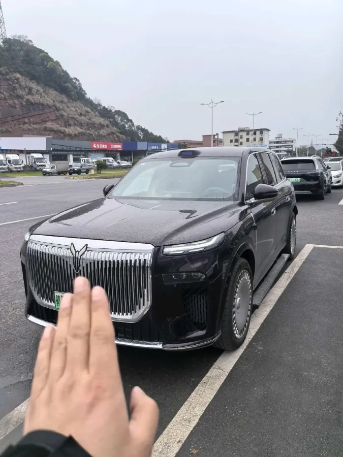 2026 Voyah 9L 1.5T 150HP L4 PHEV,autocango,china used car exporter,china ev exporter,chinese used car exporter,chinese used ev exporter