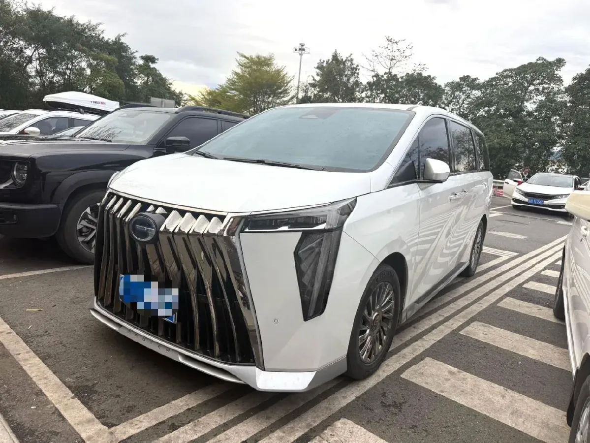 2023 GAC Trumpchi M8 2.0T 190HP L4 E-CVT Hybrid,autocango,china used car exporter,china ev exporter,chinese used car exporter,chinese used ev exporter