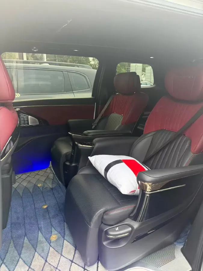 2023 GAC Trumpchi M8 2.0T 190HP L4 E-CVT Hybrid,autocango,china used car exporter,china ev exporter,chinese used car exporter,chinese used ev exporter