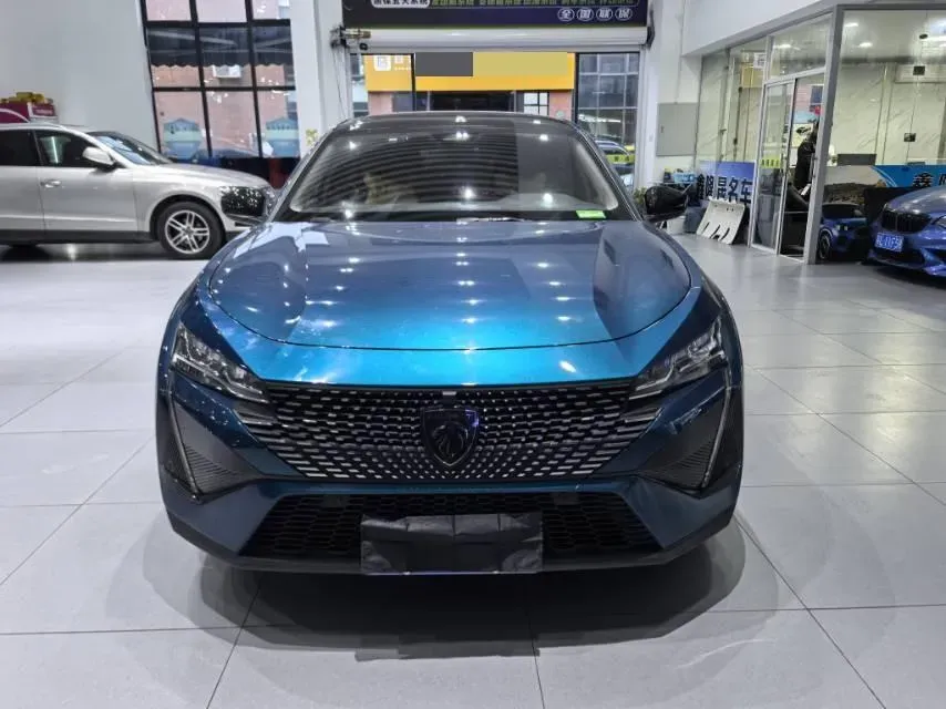 2023 Peugeot 408X 1.6T 175HP L4 8AT,autocango,china used car exporter,china ev exporter,chinese used car exporter,chinese used ev exporter