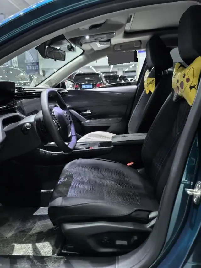 2023 Peugeot 408X 1.6T 175HP L4 8AT,autocango,china used car exporter,china ev exporter,chinese used car exporter,chinese used ev exporter