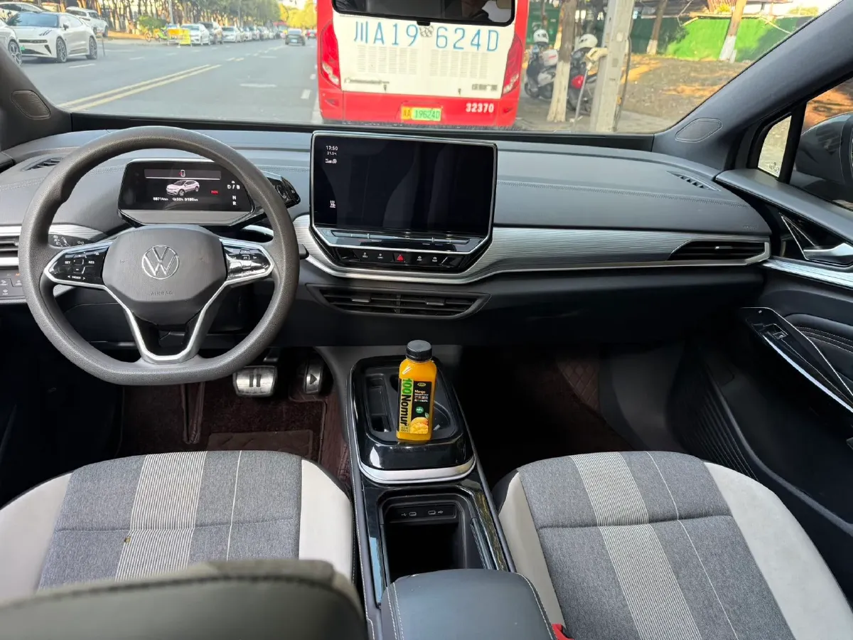 2022 Chevrolet Menlo BEV 61.1KWH,autocango,china used car exporter,china ev exporter,chinese used car exporter,chinese used ev exporter