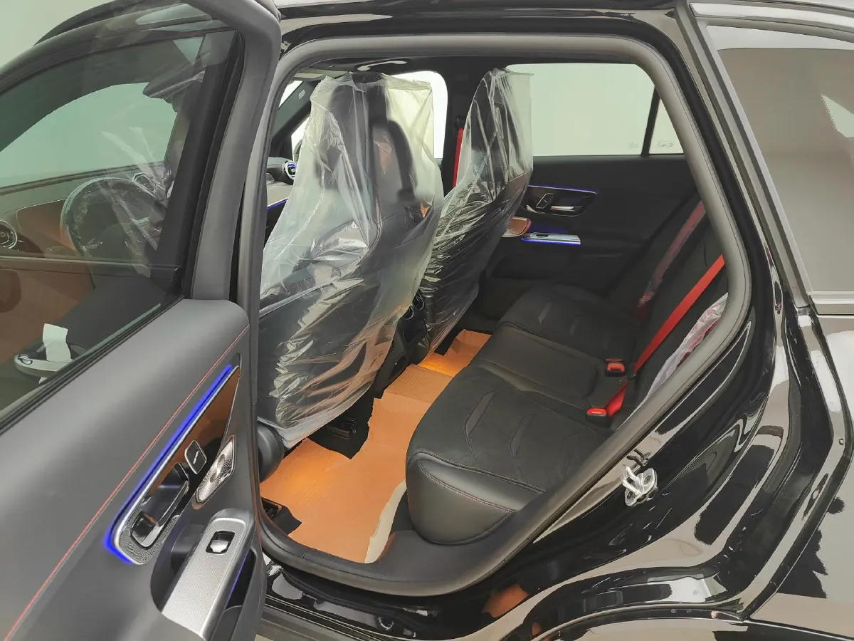 2024 Mercedes-Benz GLC AMG 2.0T 421HP L4 9AT,autocango,china used car exporter,china ev exporter,chinese used car exporter,chinese used ev exporter