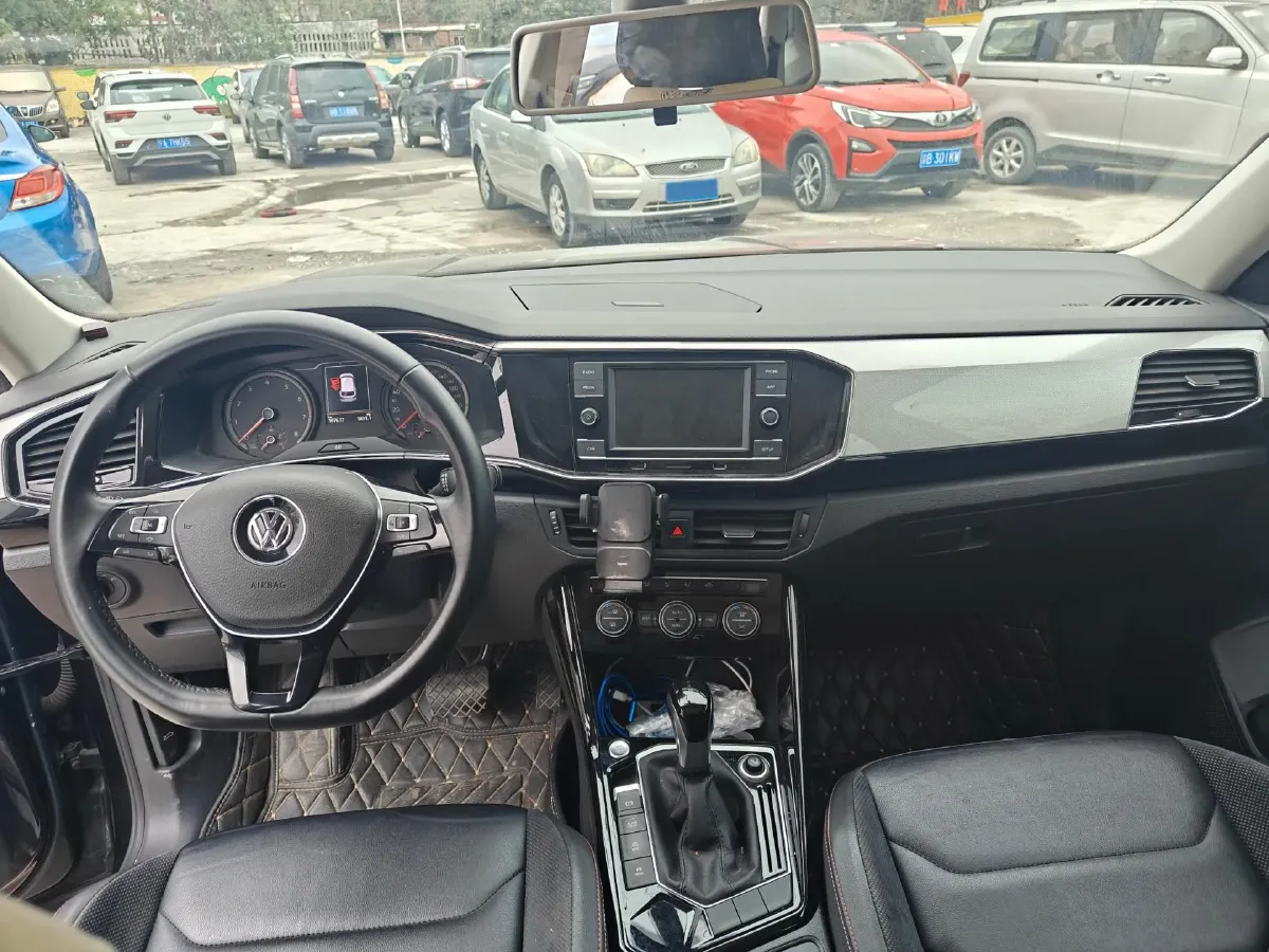 2019 Jeep Cherokee 2.0T 234HP L4 9AT,autocango,china used car exporter,china ev exporter,chinese used car exporter,chinese used ev exporter