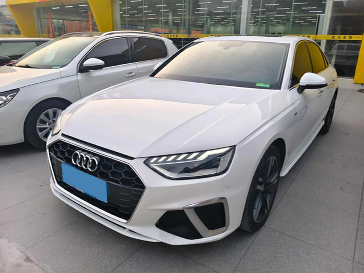 2020 Audi A4L 2.0T 190HP L4 7DCT,autocango,china used car exporter,china ev exporter,chinese used car exporter,chinese used ev exporter