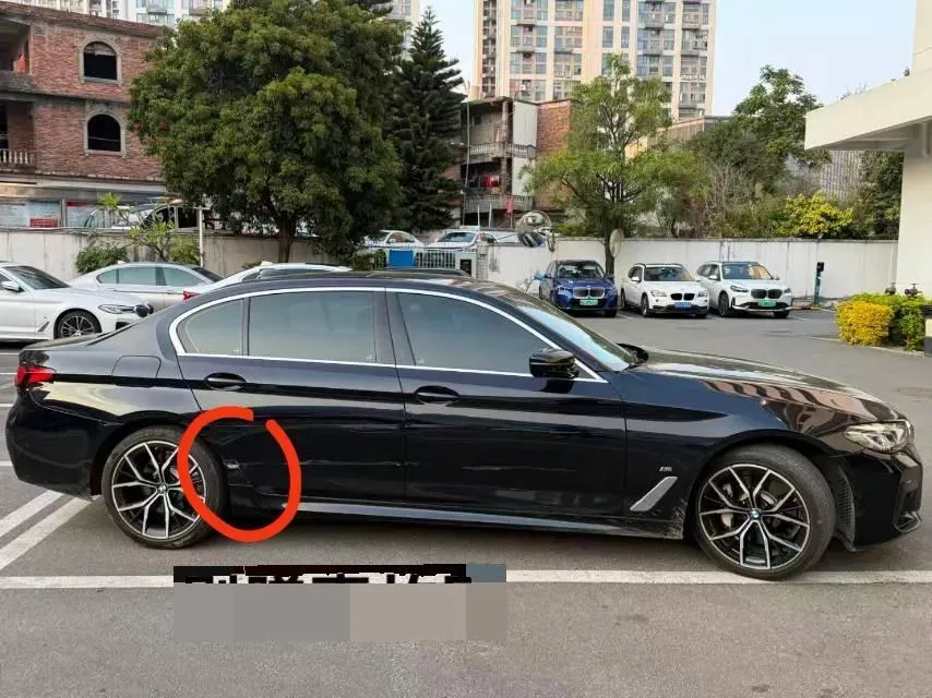 2022 BMW 5 Series 2.0T 252HP L4 8AT,autocango,china used car exporter,china ev exporter,chinese used car exporter,chinese used ev exporter