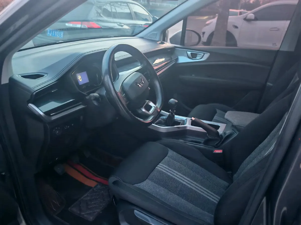 2022 WuLing ZhengChen 2.0L 136HP L4 6MT,autocango,china used car exporter,china ev exporter,chinese used car exporter,chinese used ev exporter