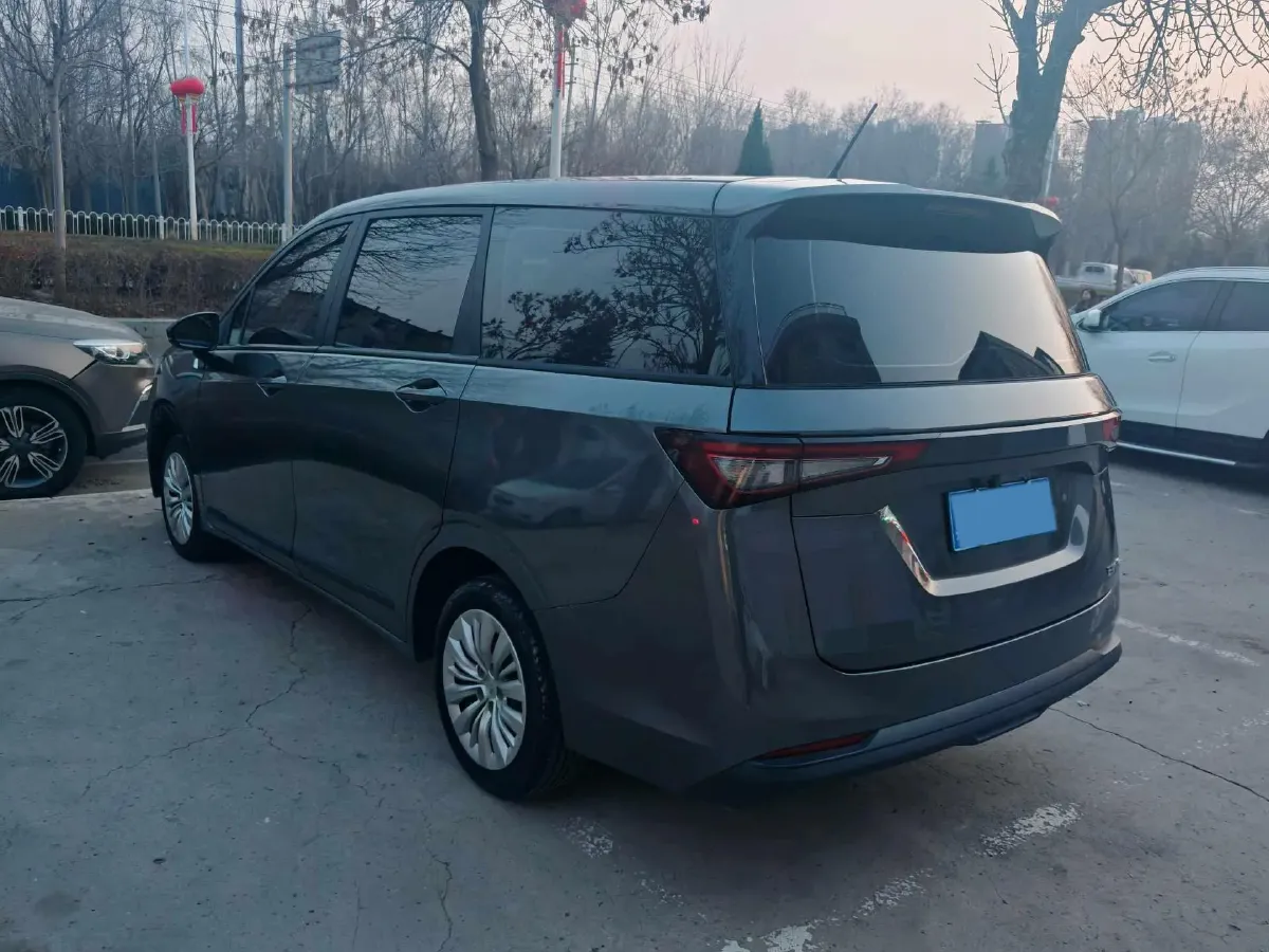 2022 WuLing ZhengChen 2.0L 136HP L4 6MT,autocango,china used car exporter,china ev exporter,chinese used car exporter,chinese used ev exporter