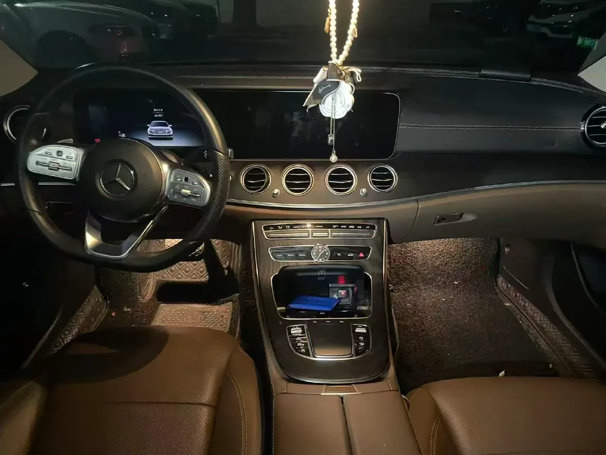 2019 Mercedes-Benz E Class 2.0T 258HP L4 9AT,autocango,china used car exporter,china ev exporter,chinese used car exporter,chinese used ev exporter