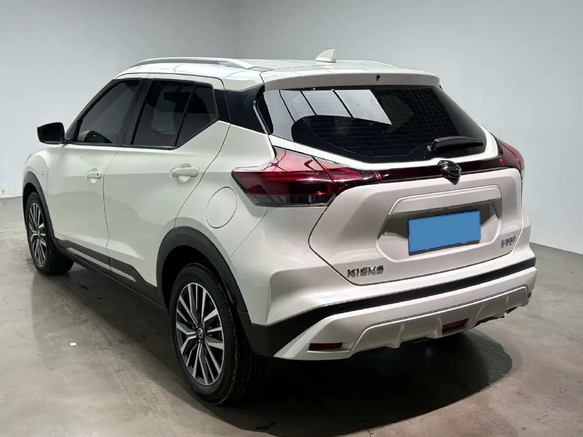 2022 Nissan Kicks 1.5L 122HP L4 CVT,autocango,china used car exporter,china ev exporter,chinese used car exporter,chinese used ev exporter