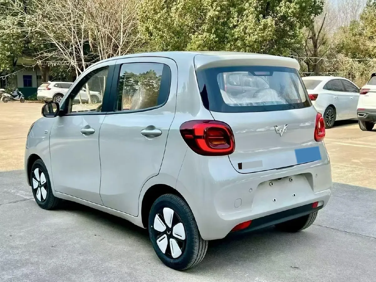 2025 WuLing HongGuang MINI EV BEV 16.2KWH,autocango,china used car exporter,china ev exporter,chinese used car exporter,chinese used ev exporter