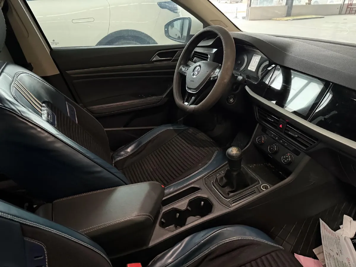 2019 Volkswagen Lavida 1.5L 113HP L4 5MT,autocango,china used car exporter,china ev exporter,chinese used car exporter,chinese used ev exporter