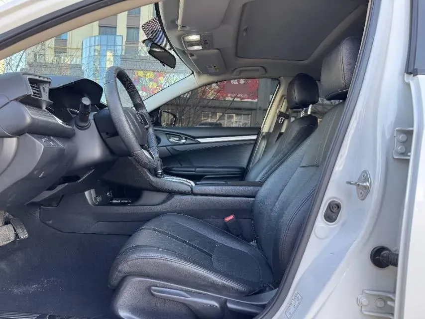 2019 Honda Civic 1.5T 177HP L4 CVT,autocango,china used car exporter,china ev exporter,chinese used car exporter,chinese used ev exporter