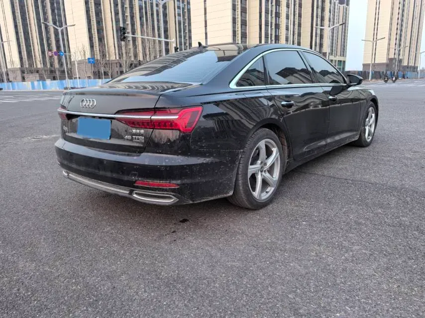 2021 Audi A6L 2.0T 224HP L4 7DCT,autocango,china used car exporter,china ev exporter,chinese used car exporter,chinese used ev exporter