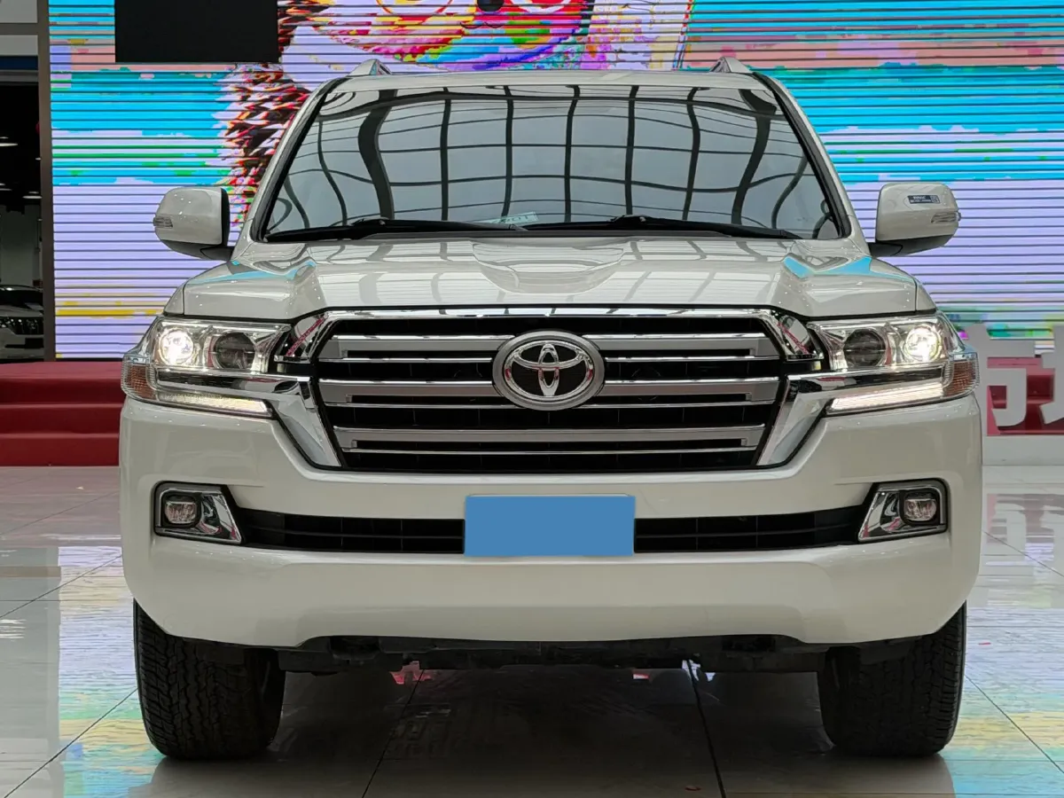 2019 Chevrolet Trax 1.0T 125HP L3 6AT,autocango,china used car exporter,china ev exporter,chinese used car exporter,chinese used ev exporter