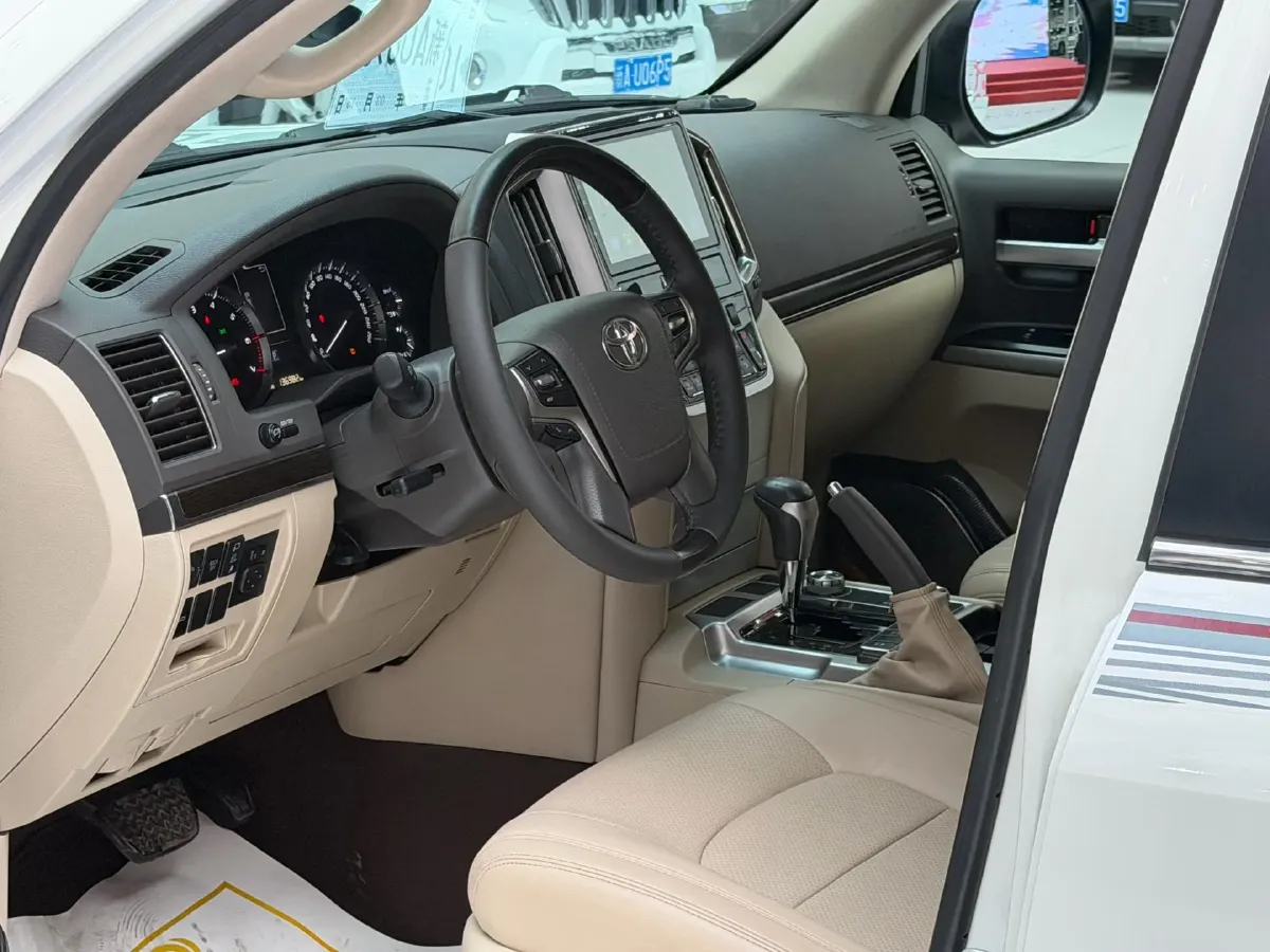 2019 Chevrolet Trax 1.0T 125HP L3 6AT,autocango,china used car exporter,china ev exporter,chinese used car exporter,chinese used ev exporter