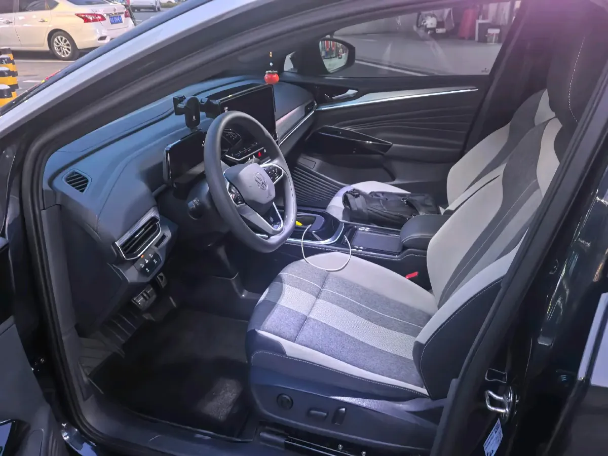 2022 Chevrolet Menlo BEV 61.1KWH,autocango,china used car exporter,china ev exporter,chinese used car exporter,chinese used ev exporter