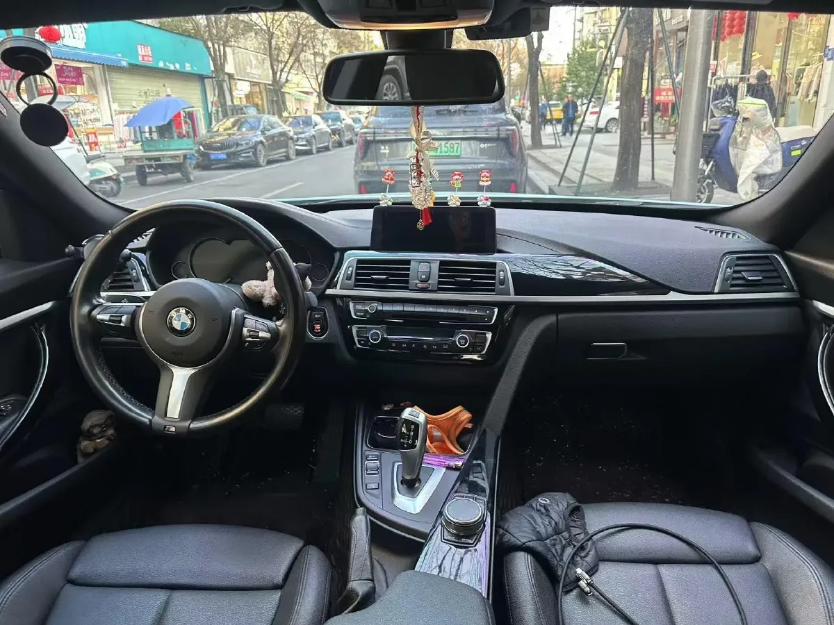 2019 BMW 3 Series GT 2.0T 184HP L4 8AT,autocango,china used car exporter,china ev exporter,chinese used car exporter,chinese used ev exporter