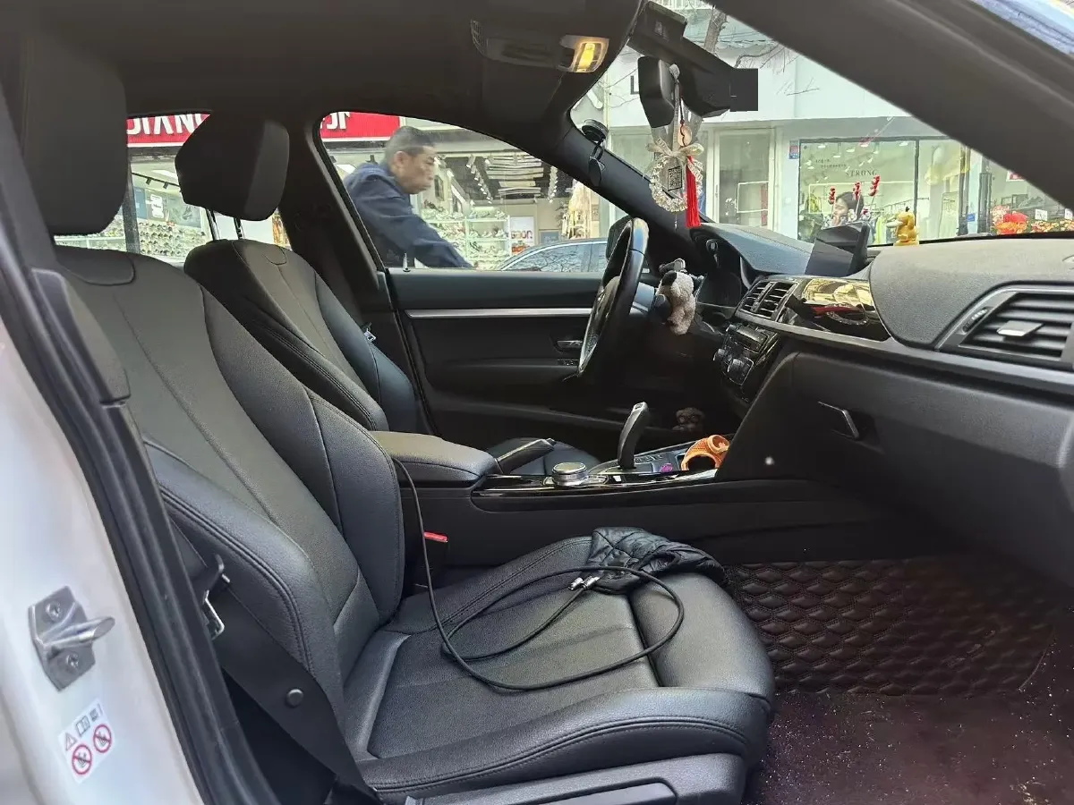 2019 BMW 3 Series GT 2.0T 184HP L4 8AT,autocango,china used car exporter,china ev exporter,chinese used car exporter,chinese used ev exporter