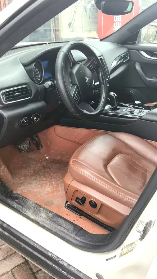 2018 Maserati Levante 3.0T 430HP V6 8AT,autocango,china used car exporter,china ev exporter,chinese used car exporter,chinese used ev exporter