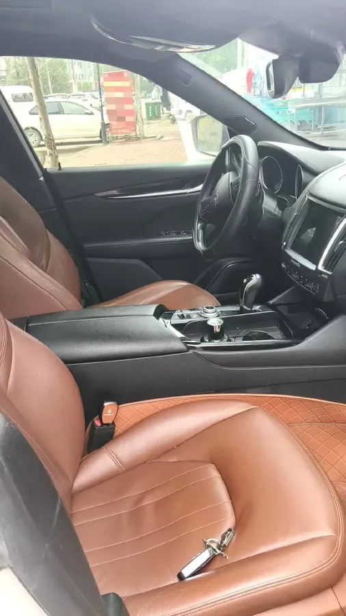 2018 Maserati Levante 3.0T 430HP V6 8AT,autocango,china used car exporter,china ev exporter,chinese used car exporter,chinese used ev exporter