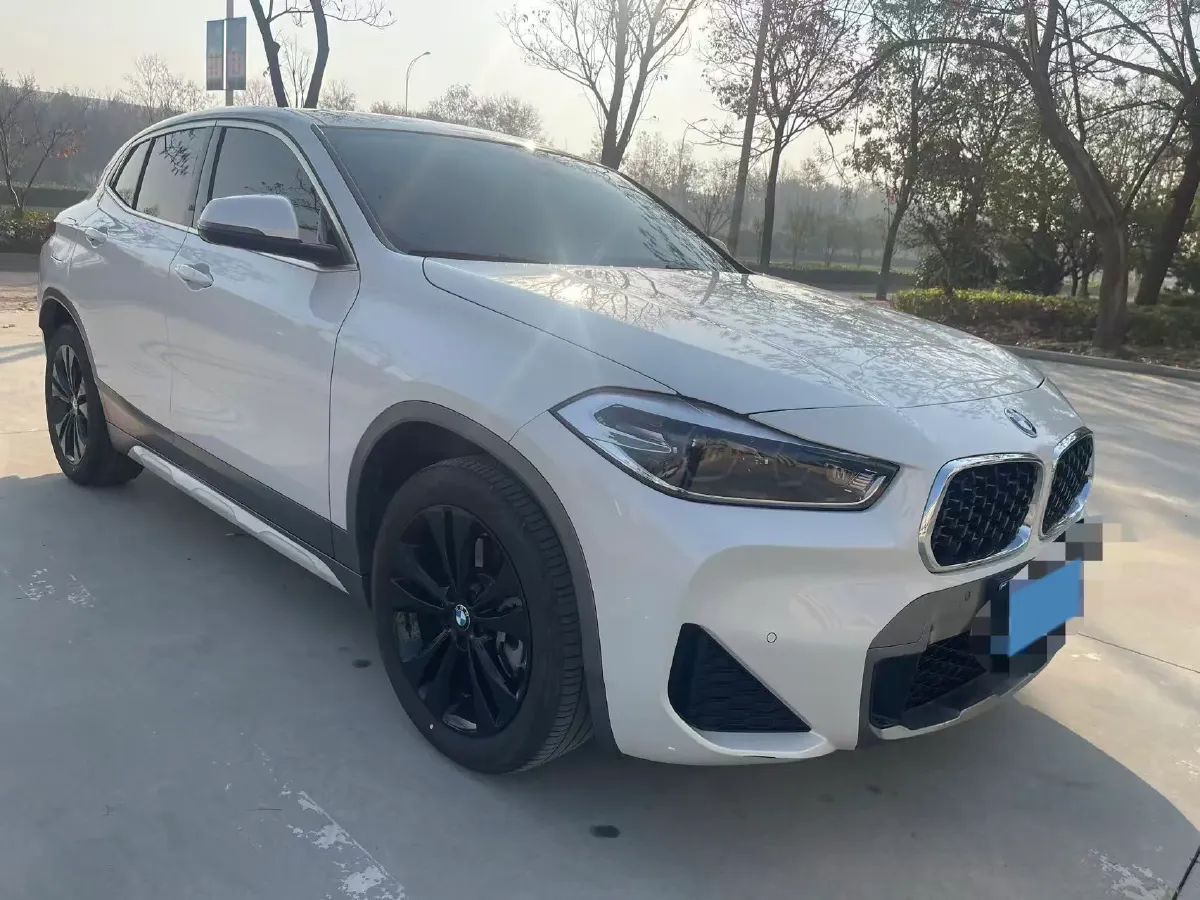 2023 BMW X2 2.0T 178HP L4 7DCT,autocango,china used car exporter,china ev exporter,chinese used car exporter,chinese used ev exporter