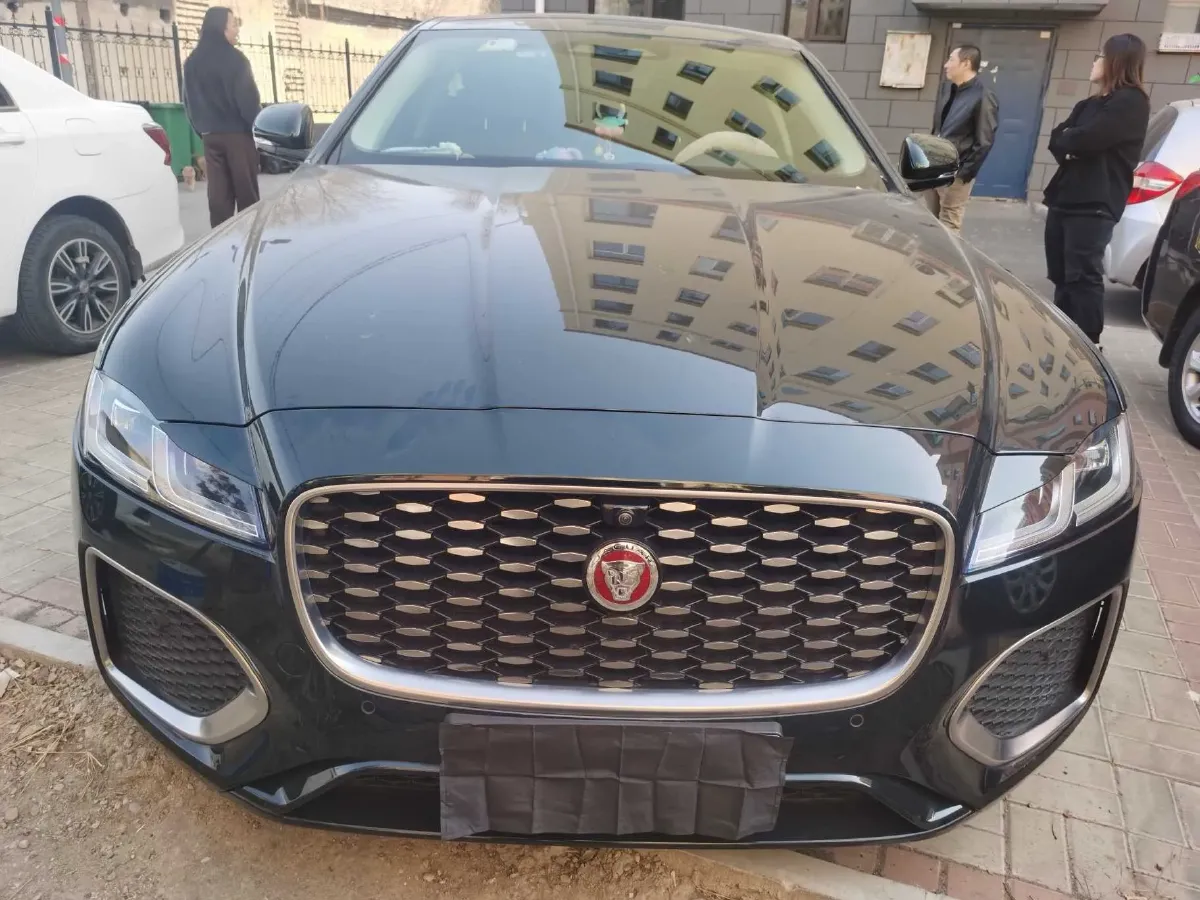 2022 Jaguar XFL 2.0T 250HP L4 8AT,autocango,china used car exporter,china ev exporter,chinese used car exporter,chinese used ev exporter