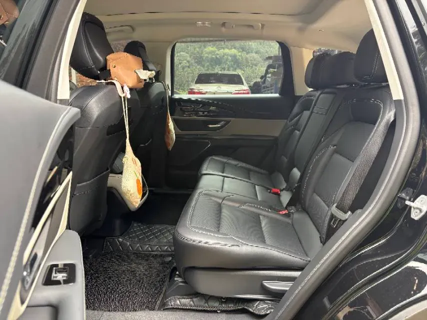 2023 Lincoln Nautilus 2.0T 261HP L4 8AT,autocango,china used car exporter,china ev exporter,chinese used car exporter,chinese used ev exporter