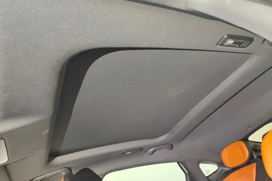 2022 ChangAn UNI-V 1.5T 188HP L4 7DCT,autocango,china used car exporter,china ev exporter,chinese used car exporter,chinese used ev exporter