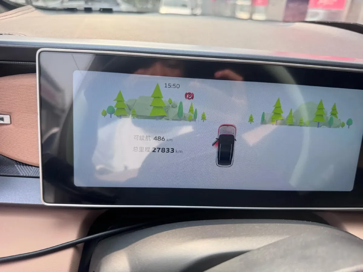 2023 Geely ICON 1.5T 181HP L4 7DCT,autocango,china used car exporter,china ev exporter,chinese used car exporter,chinese used ev exporter